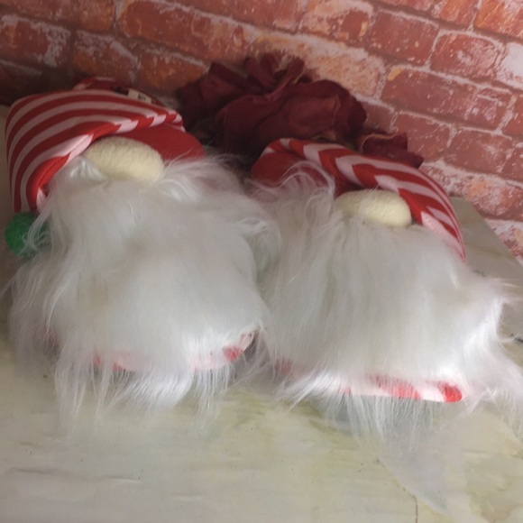 Dearfoams Festive Red and White Striped Ugly Christmas Slippers - Picture 6 of 9